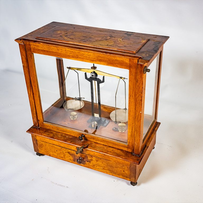 Double Pan Balance 1960 1