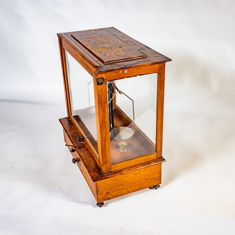 Double Pan Balance 1960 2