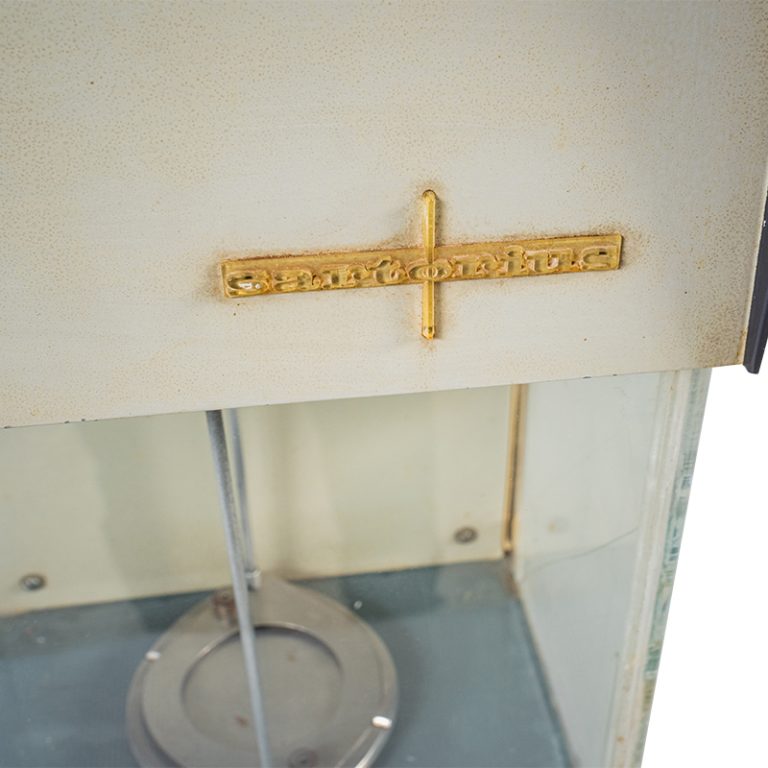 Electric Scale 1980 12